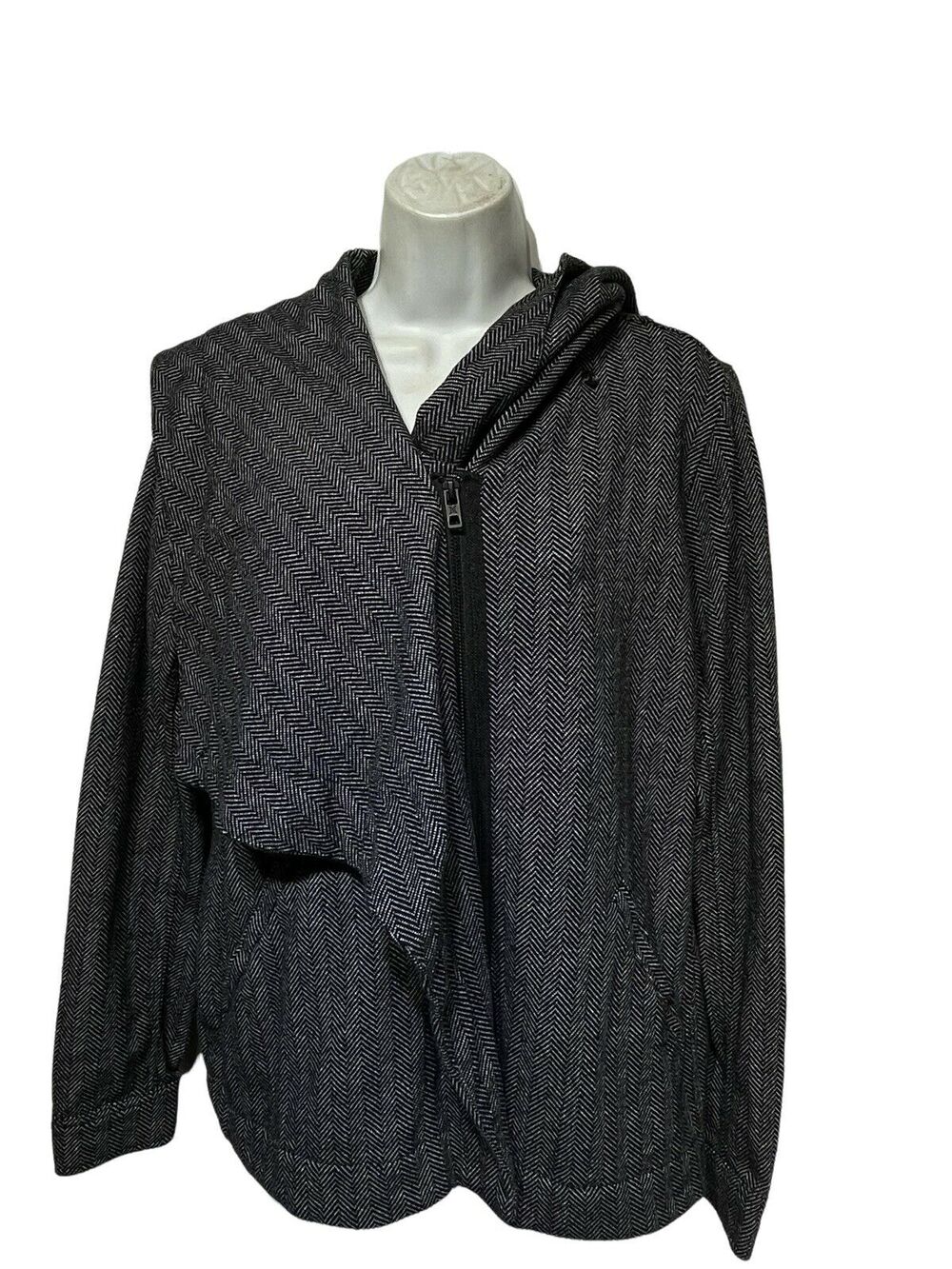 Hurley black white rumble fleece Hooded chevron print Full Zip knit jacket Sz S